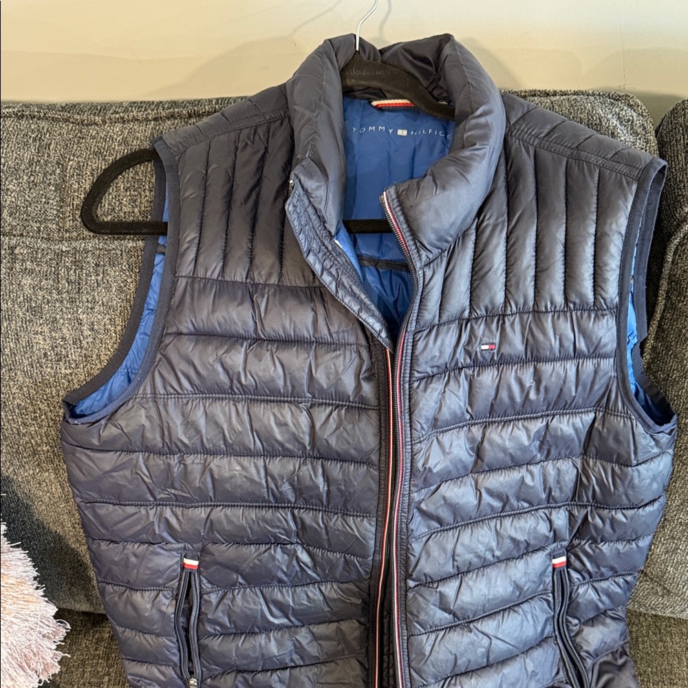 Tommy Hilfiger Men's Dark Blue Quilted Vest